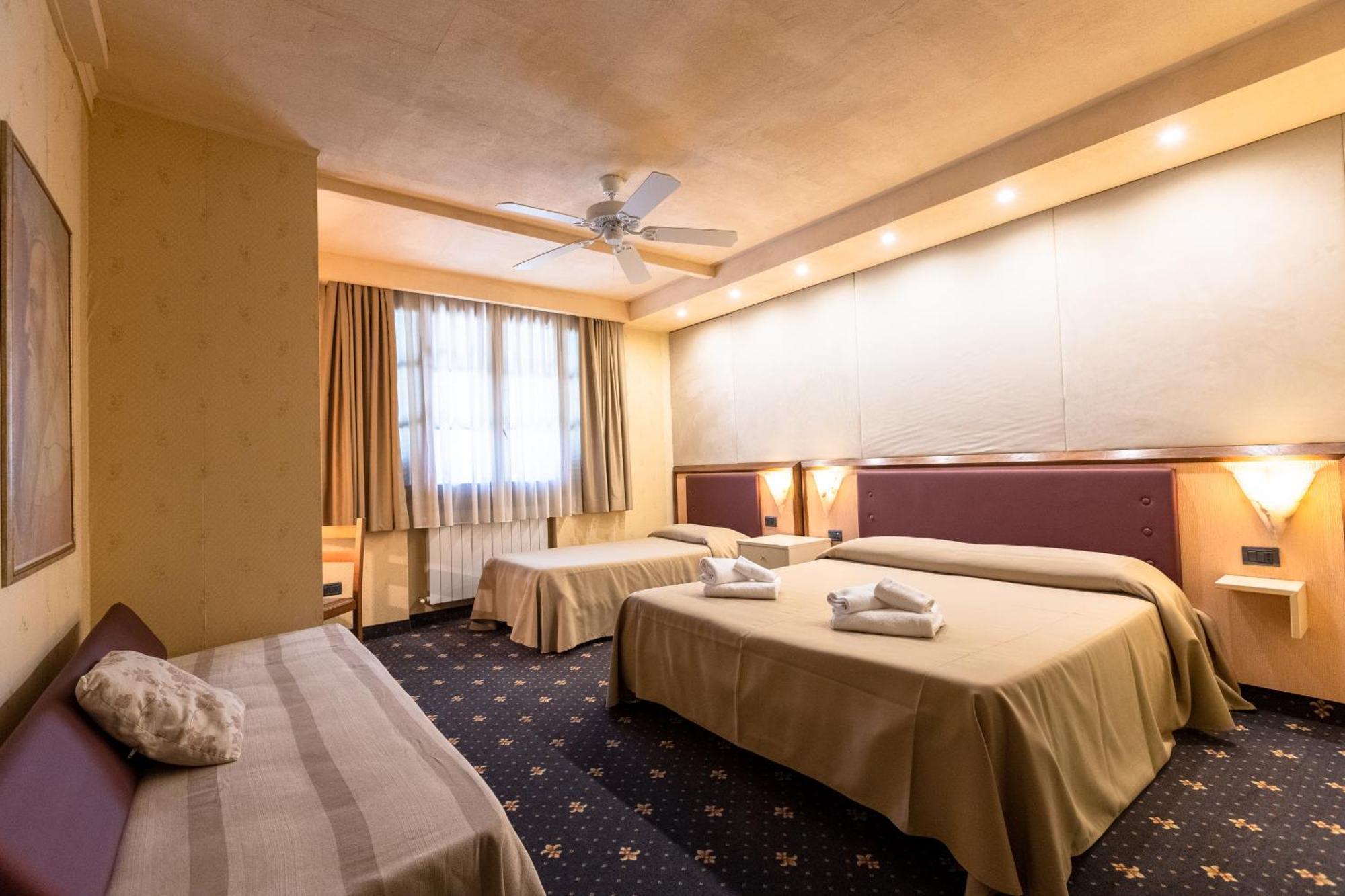 Holiday Rooms Antica Badia Вольтерра Экстерьер фото