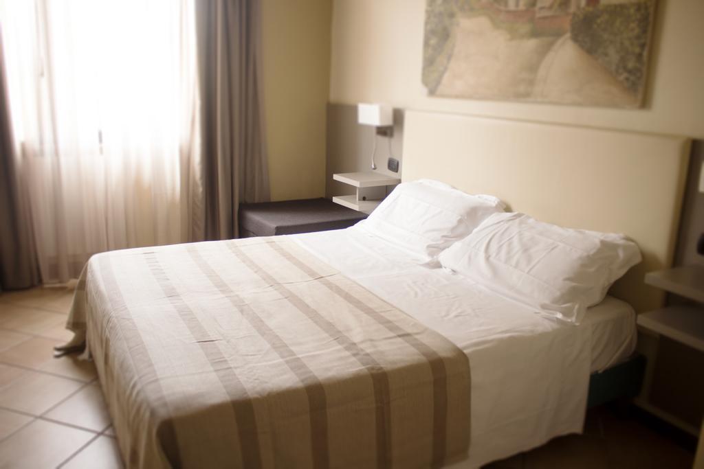 Holiday Rooms Antica Badia Вольтерра Экстерьер фото